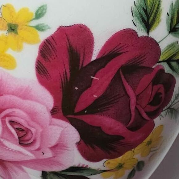 Queen Anne Teacup and Saucer Pink Roses Vintage - Picture 4 of 9